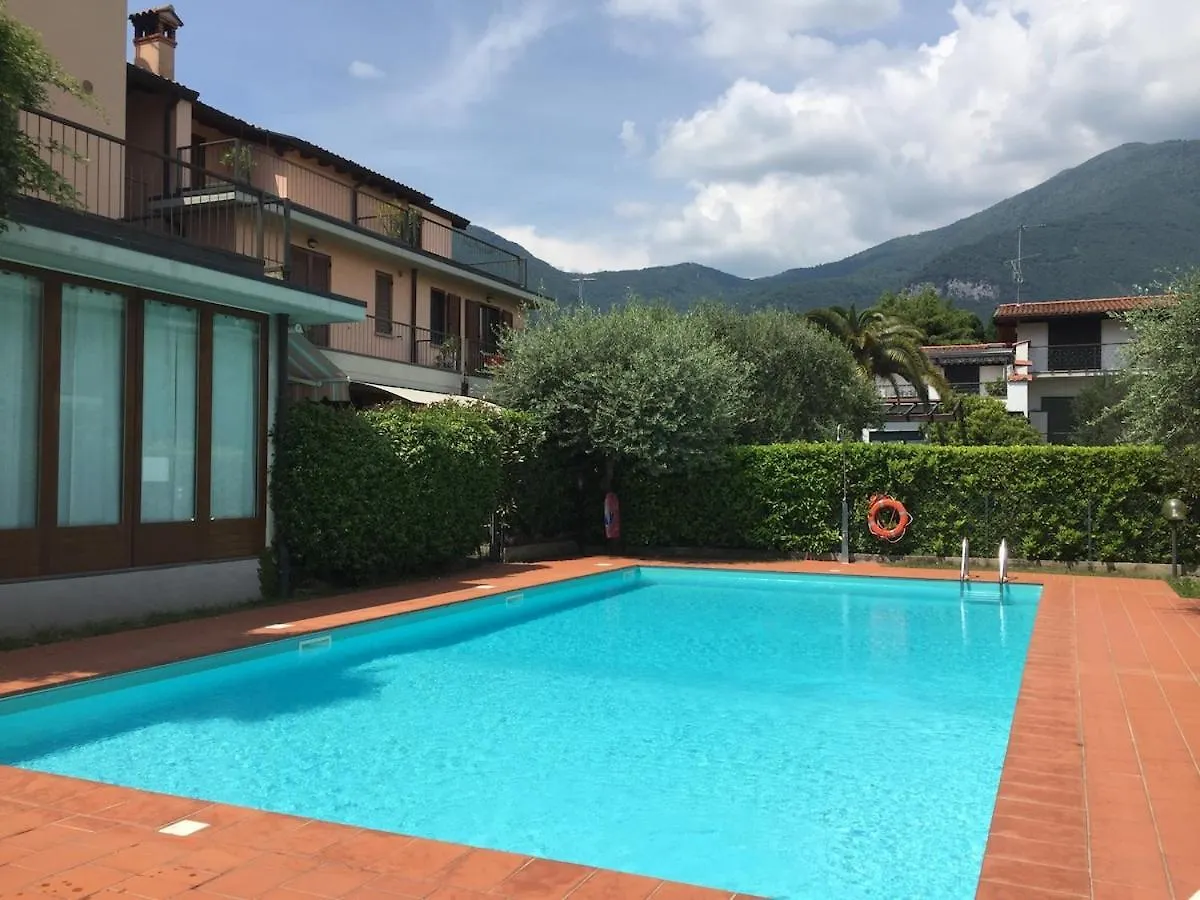 Casa Peler Al Benaco - Style, Lake View & Pool Toscolano-Maderno 0*,  Italia